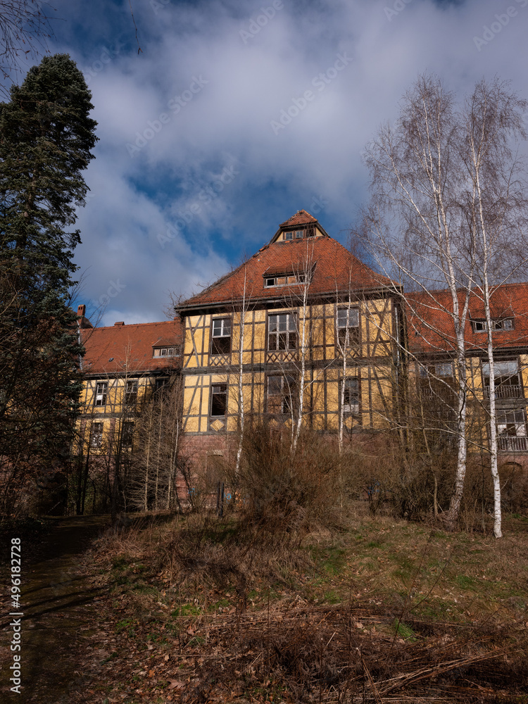 Obraz premium Altes verlassenes Sanatorium