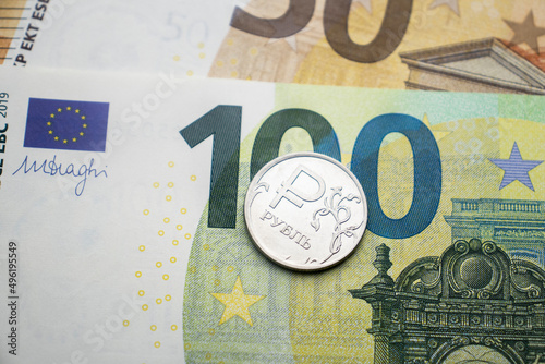 Russian ruble against the background of the euro, the war in Ukraine, the exchange rate of the ruble, the fall of the ruble