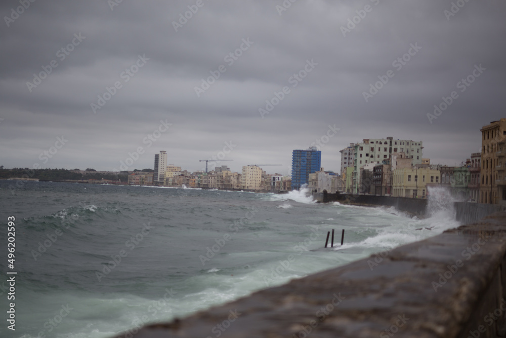 Kuba Havanna Altstadt Malecon Rundgang Wellen Unwetter