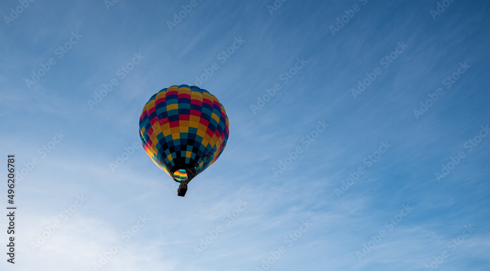 Naklejka premium Hot air balloon being inflated 