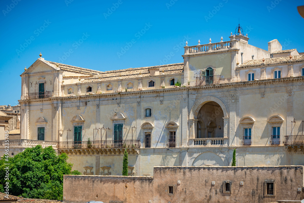 isla milenaria de Sicilia patrimonio de la humanidad en Italia Europa	
