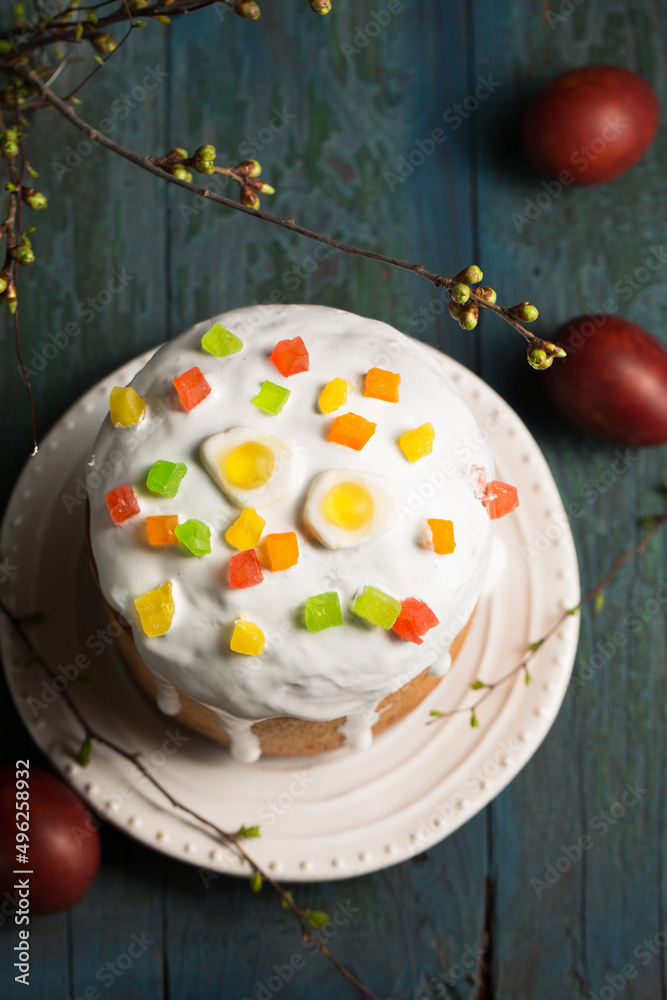 Easter cakes with eggs