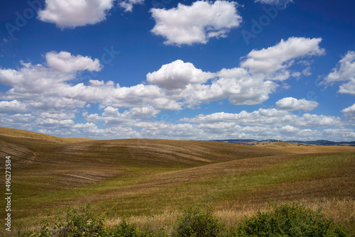Rural landscape along the Cassia near Radicofani, Tuscany © Claudio Colombo
