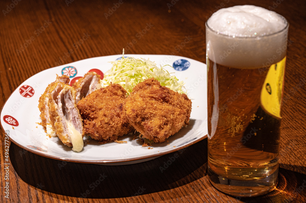 チーズとんかつとビール チーズとんかつとビール