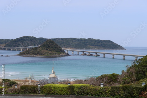 A distant view of Tsunoshima-ohashi Bridge in Shimonoseki City in Yamaguchi Prefecure in Japan 日本の山口県下関市にある角島大橋の遠景