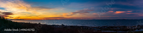 Fototapeta Naklejka Na Ścianę i Meble -  Whidbey Island Sunset, Washington, USA