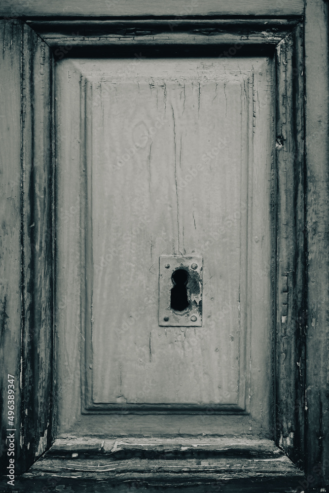 cerradura de puerta antigua