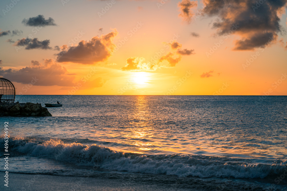 Obraz premium sunset at the beach