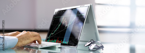 Fotografie, Obraz Stock Broker Exchange Trading App