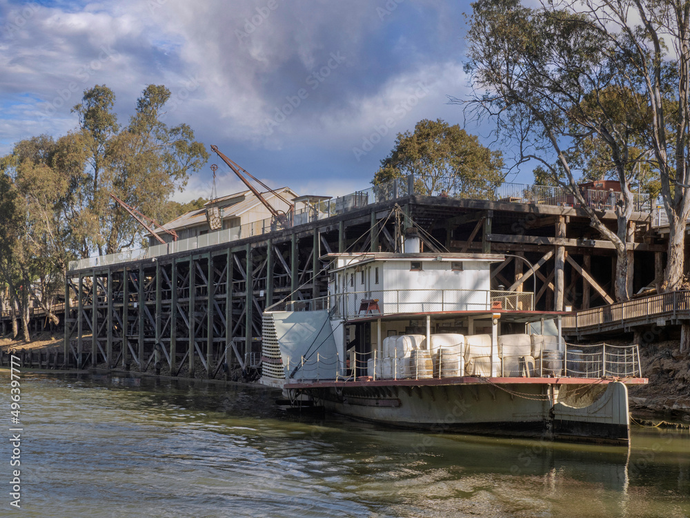 Historic Echuca wharf and paddle steamer on the Murray River, Victoria, Australia Historic Echuca wharf and paddle steamer on the Murray River, Victoria, Australia