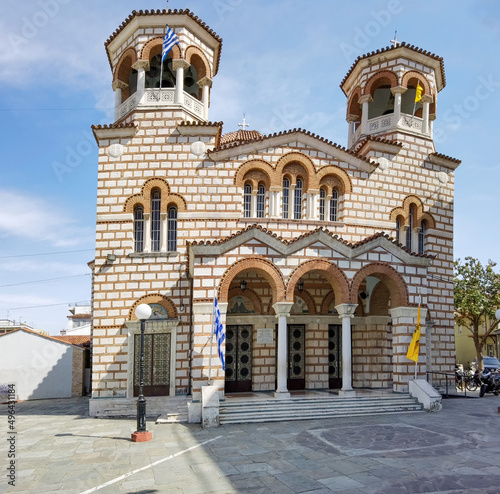 church orhtodox in central square of arta city greece st dimitrios © sea and sun