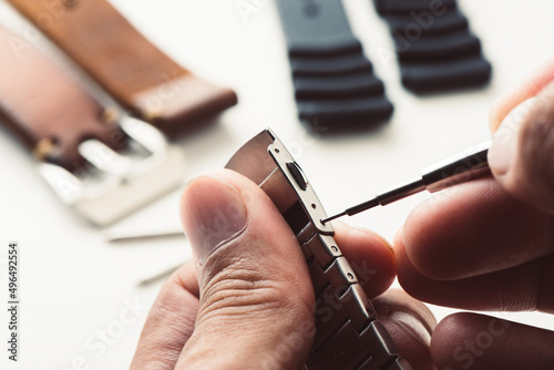 using spring bar tool