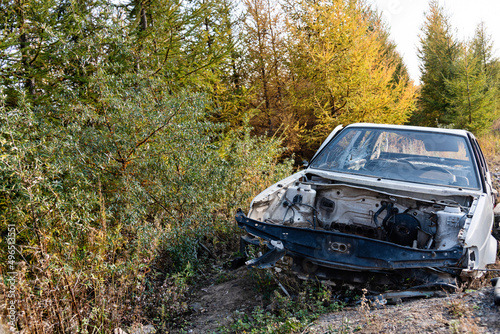 An old car was abandoned onroadside
