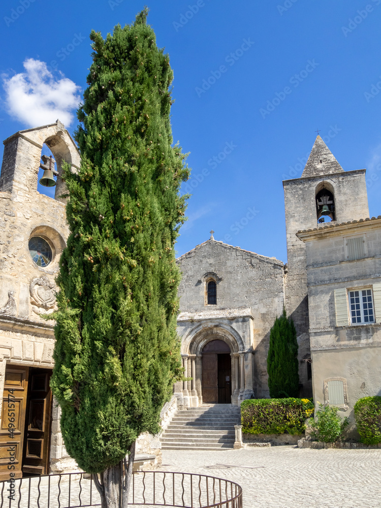 Les Baux-de-Provence hamlet Church of Saint Vincent and chapel