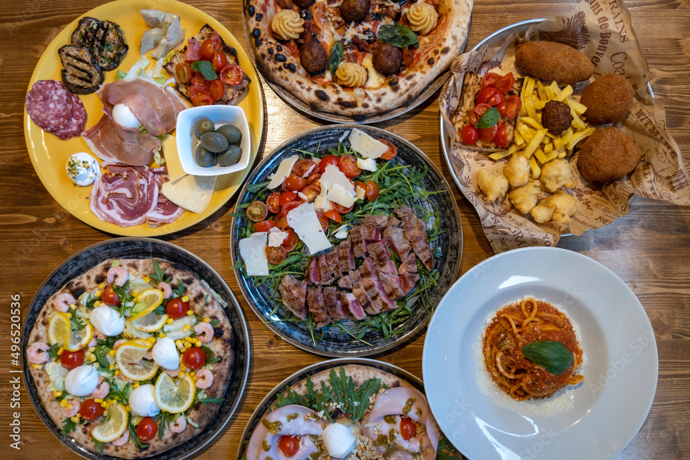 Fototapeta premium mangiare italiano