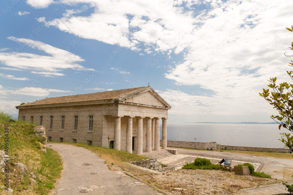 Obraz premium corfu city st george church in the castle of the city in spring greece
