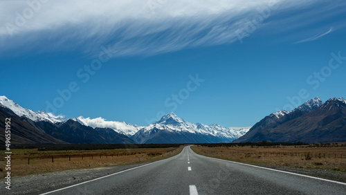 Obraz na plátně Road towards Mt Cook, South Island, New Zealand