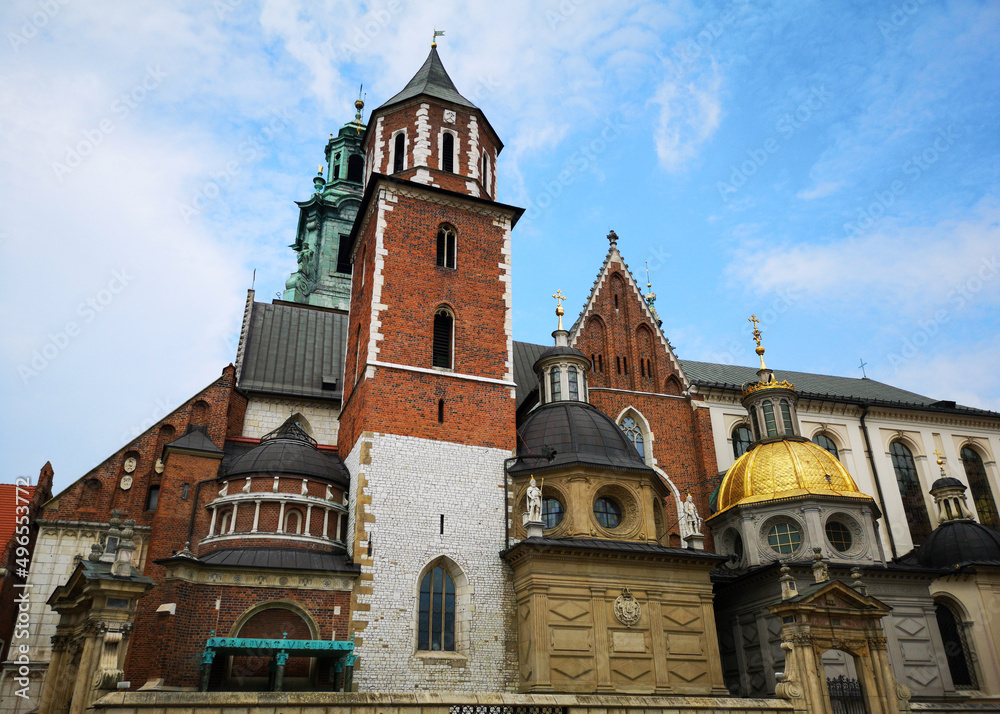 Fototapeta premium Wawel Cathedral on Wawel Hill in Krakow, Poland