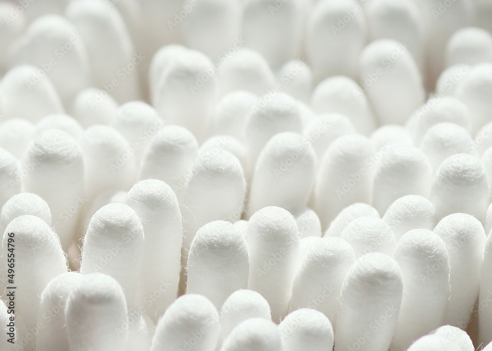 Obraz premium 耳かき用の綿棒Cotton swab for earpick