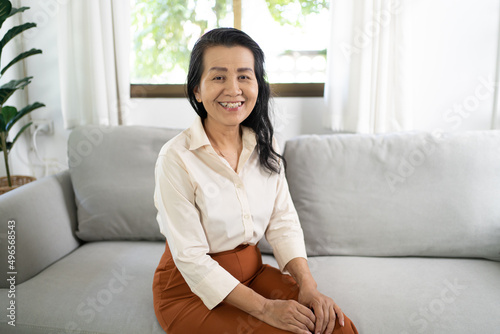 Portrait of Middle age Asian woman. smiling Beautiful mature asian woman. business lady