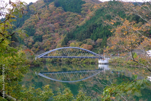 東京奥多摩湖と三頭橋
