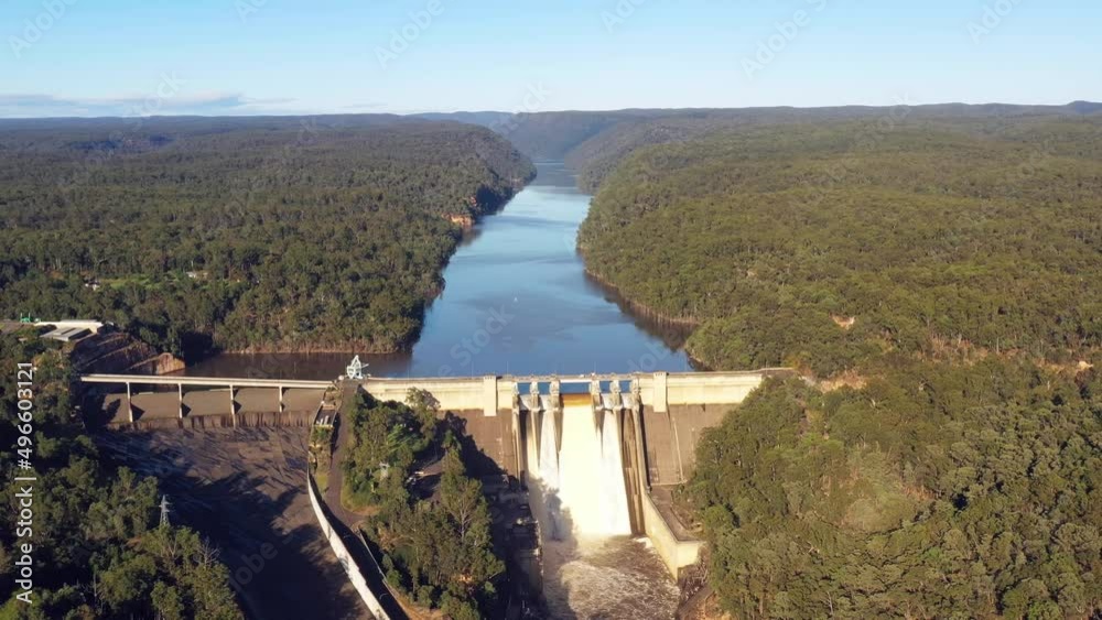 Aerial panning over Warragamba dam and river in Greater Sydney water 4k.
Aerial panning over Warragamba dam and river in Greater Sydney water 4k.