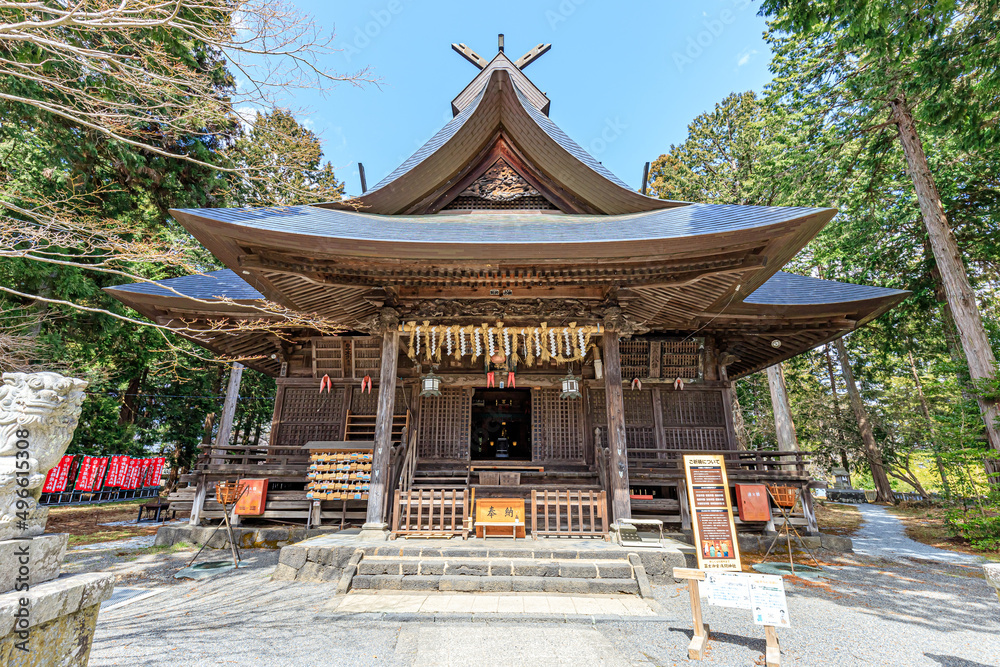 初春の冨士御室浅間神社　山梨県富士河口湖町　Fujiomurosengen Shrine in early spring.