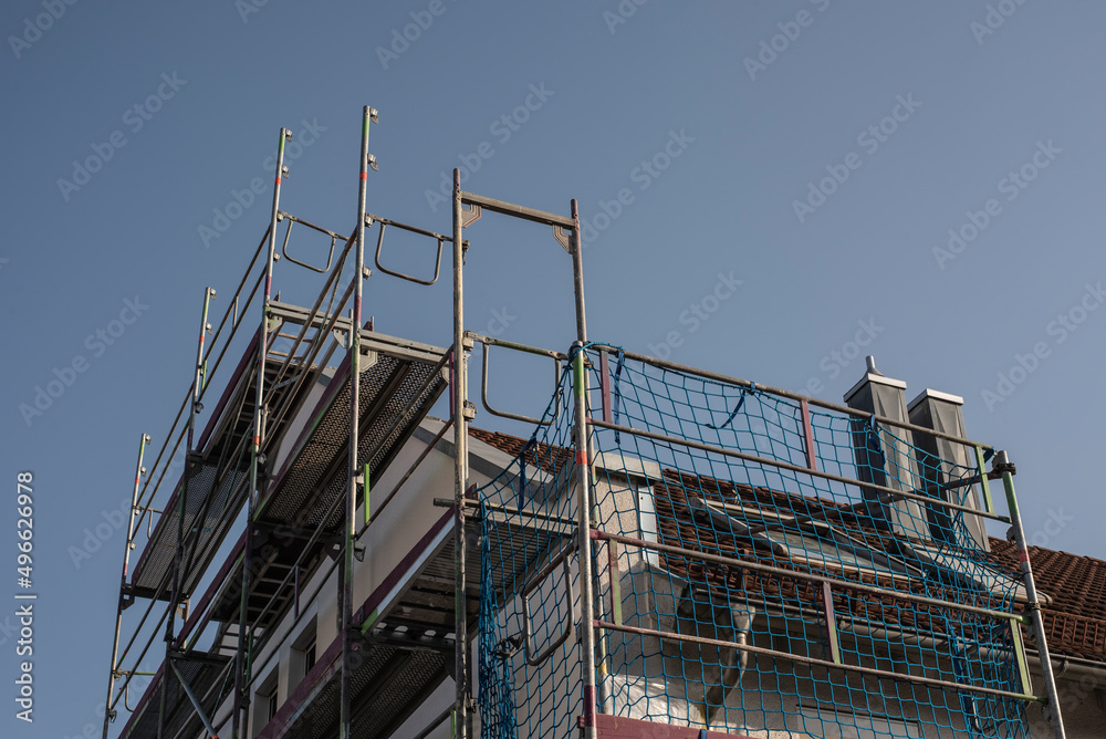 view to a metal scaffold with a safety net