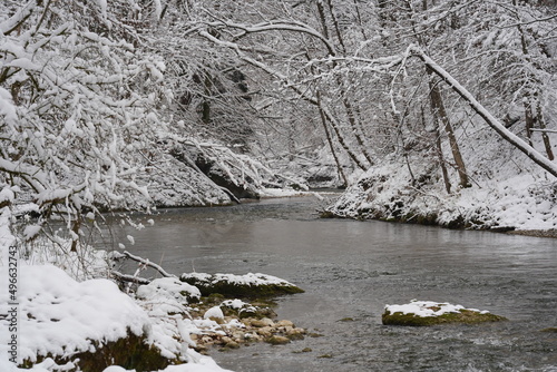 Spaziergang Mühltal im April: An der Mangfall