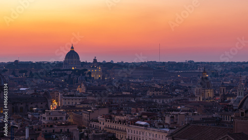 St. Peter's Basilica at Sunset © Bruno Coelho
