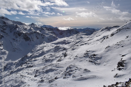 ski and mountains in winter © Lorenzo