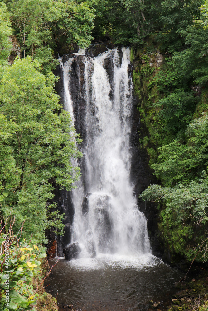 Fototapeta premium Auvergne - Cantal - Cascade du Sartre