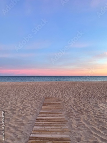 Fototapeta Naklejka Na Ścianę i Meble -  Atardecer en la playa de Villajoyosa (Alicante)