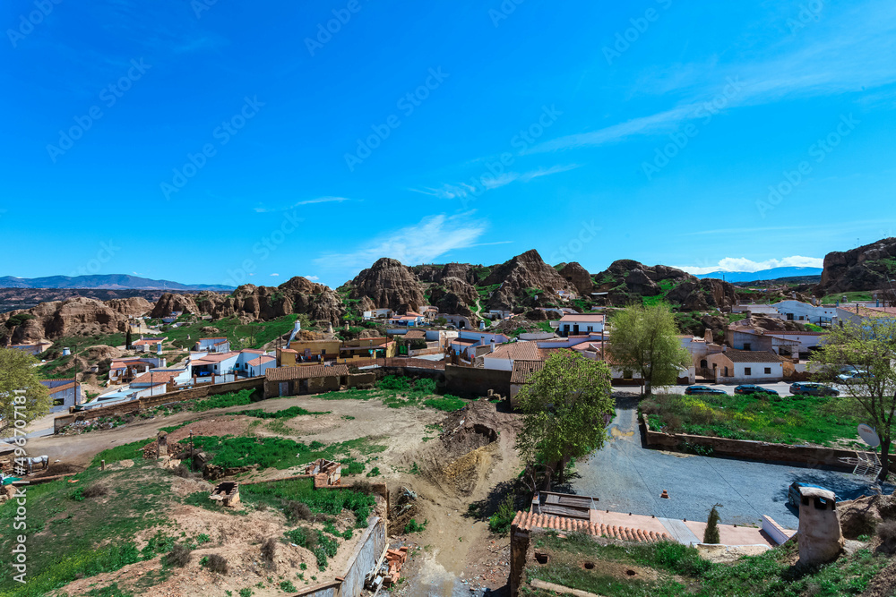 vistas de las casas cuevas de guadix en Granada vistas de las casas cuevas de guadix en Granada