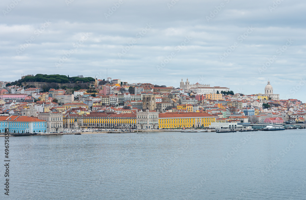 Ansicht vom Stadtviertel Alfama in Lissabon, Portugal