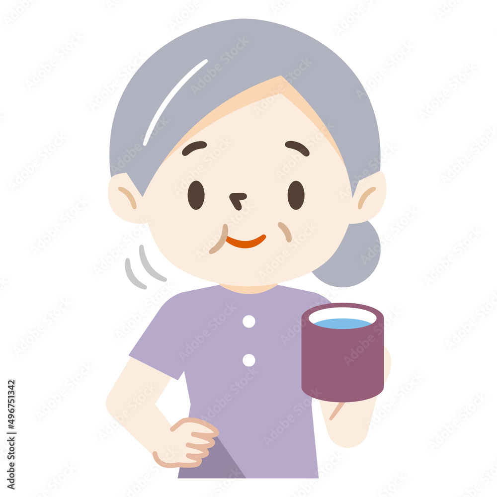 うがいをする高齢者の女性