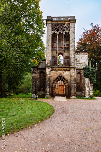 Tempelherrenhaus im Park an der Ilm photo