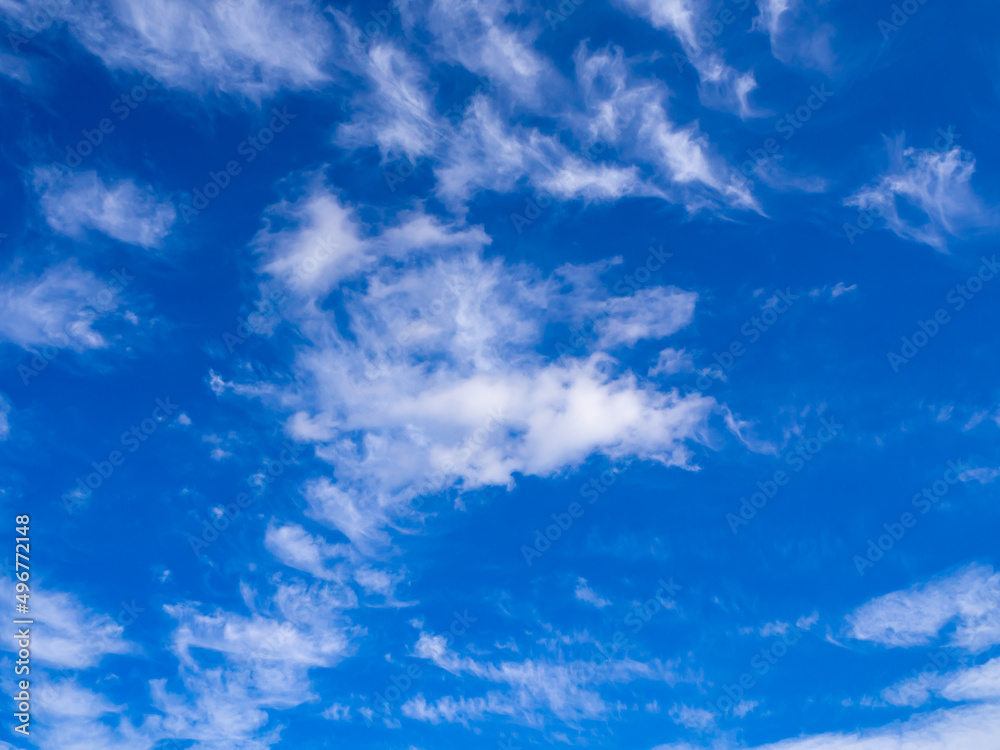 カラッと晴れた青空