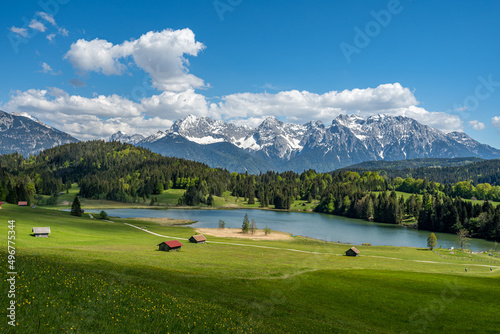 Geroldsee, auch Wagenbrüchsee, mit Karwendel, Krün, Werdenfelser Land, Oberbayern, Bayern, Deutschland, Europa