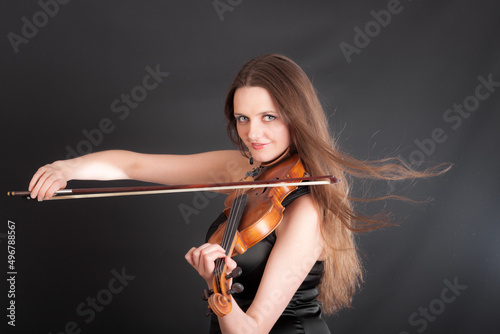 violinist with long hair