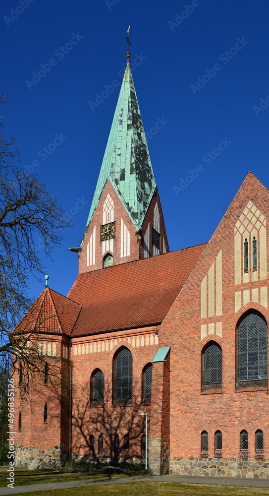 Historische Luther Kirche im Winter in der Stadt Soltau, Niedersachsen Historische Luther Kirche im Winter in der Stadt Soltau, Niedersachsen