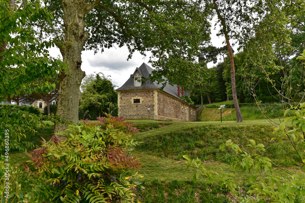 Obraz premium Frankreich - Brissac-Quincé - Schloss Brissac - Parkanlage