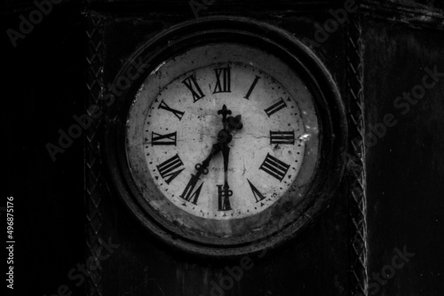 Dramatic Clock 