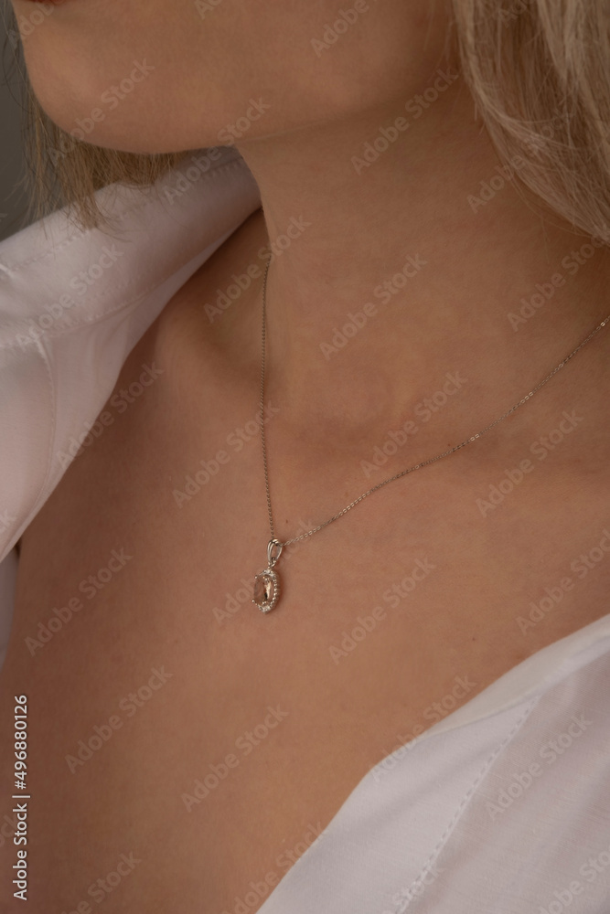 women's gold pendant around the neck of a girl, women's jewelry, pendant with stones, women's accessories, women's jewelry women's gold pendant around the neck of a girl, women's jewelry, pendant with stones, women's accessories, women's jewelry