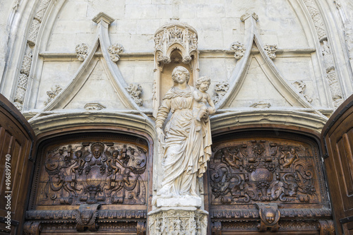 Saint Pierre Basilica, Door detail, Avignon, Vaucluse, France