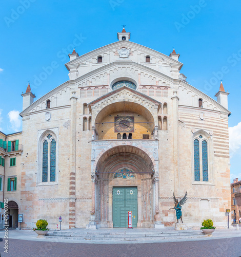 Santa Maria Matricolare Cathedral in Verona, Italy photo