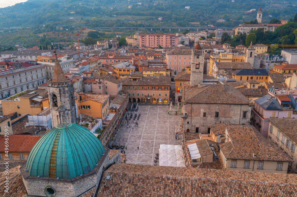 Φωτογραφία Sunrise aerial view of Palazzo dei Capitani del Popolo and church of saint franc