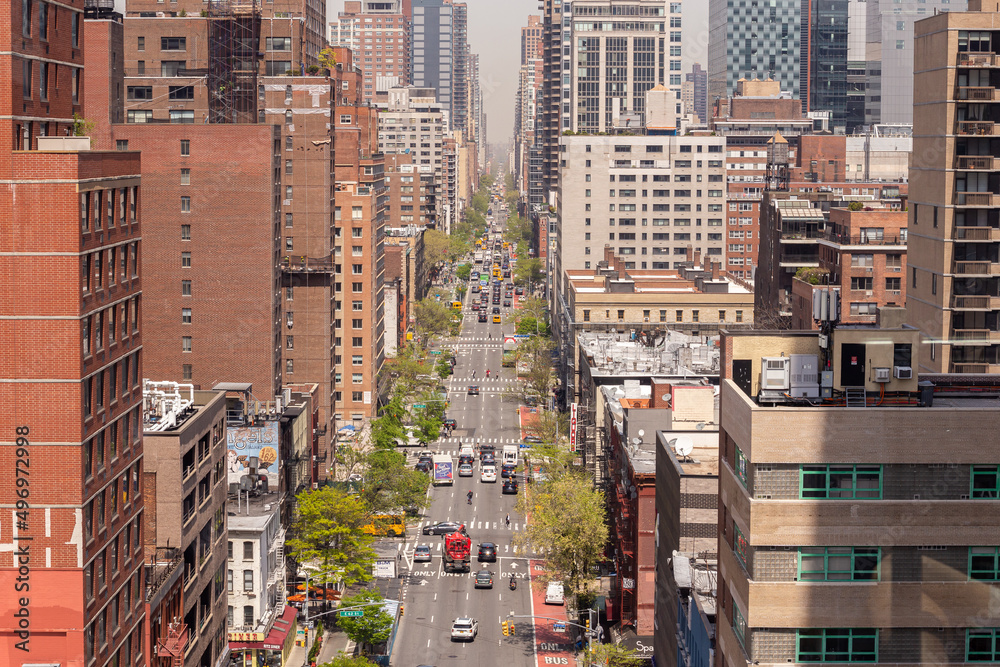 Fototapeta premium new york city buildings and the street