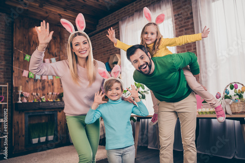 Canvas Print Portrait of attractive cheerful big full family spending vacation having fun eas
