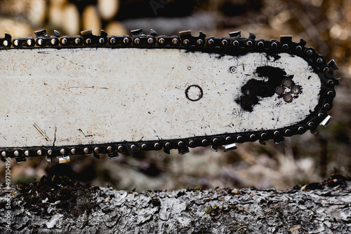 Canvas-taulu Chainsaw or chain saw bar and chain detail